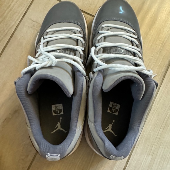 Air Jordan 11 Retro Low Cool Grey SZE 7Y - Picture 8 of 8